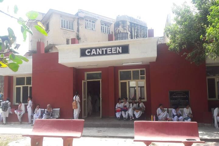 cafeteria